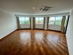 Second Avenue (D10), Detached #563475711